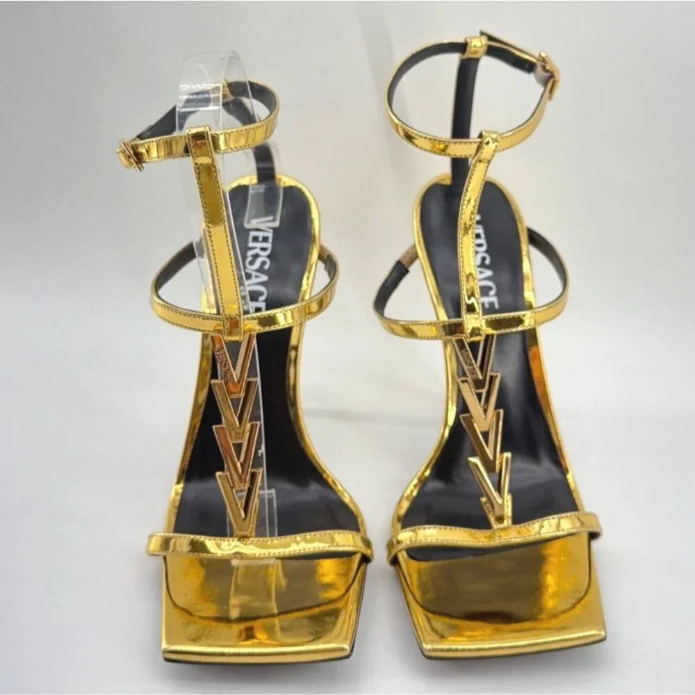 Versace V2025 Chain Metallic Leather Heels Gold 105mm Stiletto Sandals Size 39